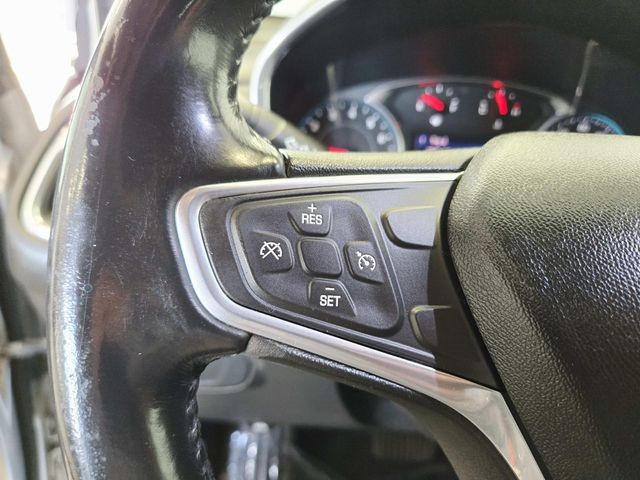 Chevrolet Equinox Vehicle Full-screen Gallery Image 16