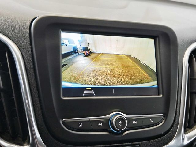 Chevrolet Equinox Vehicle Full-screen Gallery Image 22