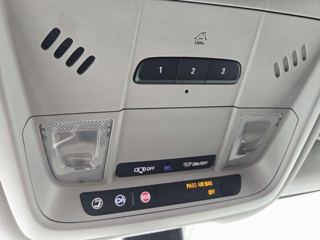 Chevrolet Equinox Vehicle Full-screen Gallery Image 29