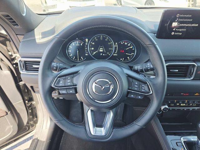 Mazda CX-5 Vehicle Full-screen Gallery Image 16