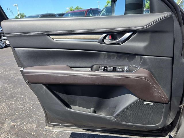 Mazda CX-5 Vehicle Full-screen Gallery Image 32