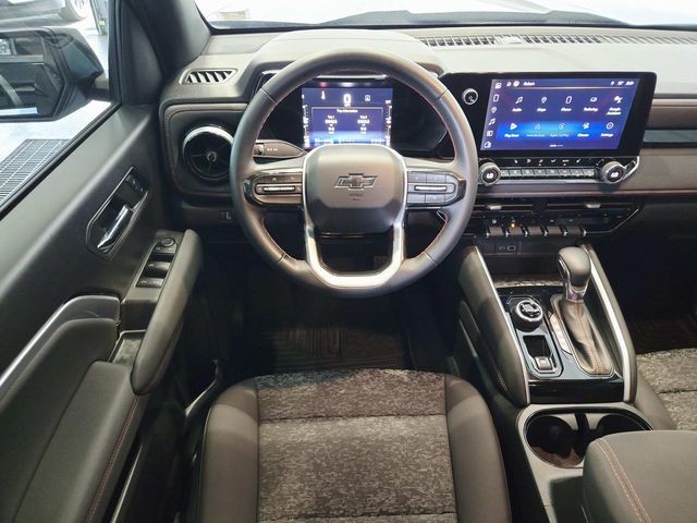 Chevrolet Colorado Vehicle Full-screen Gallery Image 07