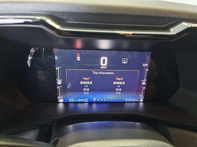 Chevrolet Colorado Vehicle Full-screen Gallery Image 21