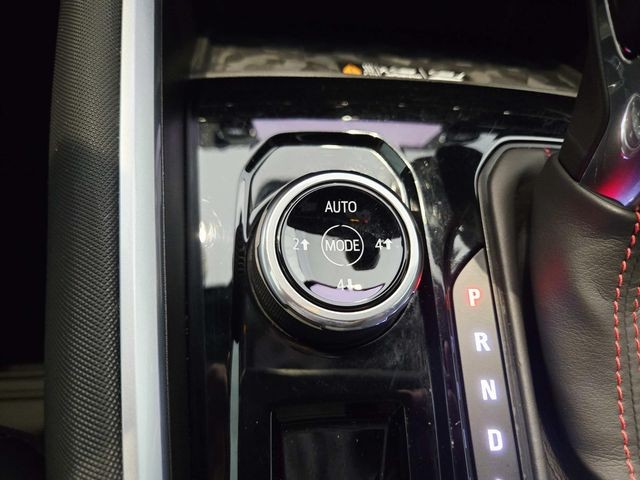 Chevrolet Colorado Vehicle Full-screen Gallery Image 29