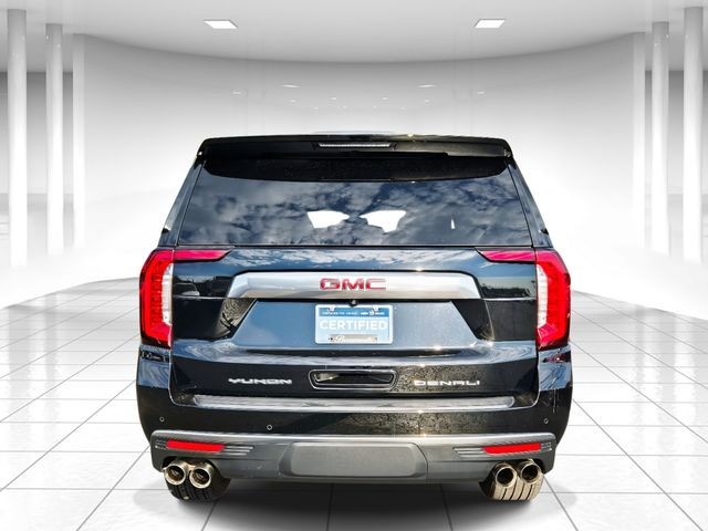 GMC Yukon XL Vehicle Full-screen Gallery Image 04