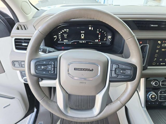 GMC Yukon XL Vehicle Full-screen Gallery Image 18