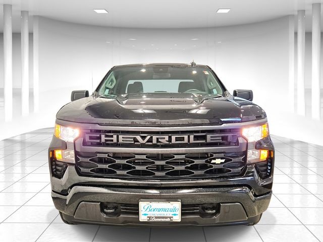 Chevrolet Silverado 1500 Vehicle Full-screen Gallery Image 05