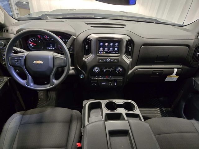 Chevrolet Silverado 1500 Vehicle Full-screen Gallery Image 06