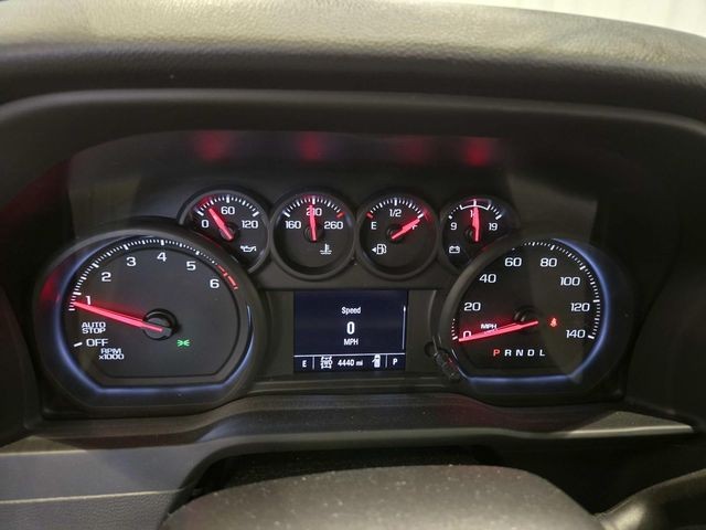 Chevrolet Silverado 1500 Vehicle Full-screen Gallery Image 19