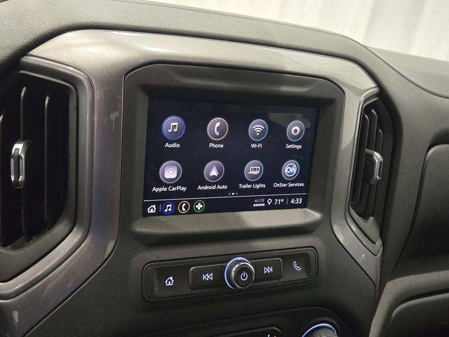 Chevrolet Silverado 1500 Vehicle Full-screen Gallery Image 22