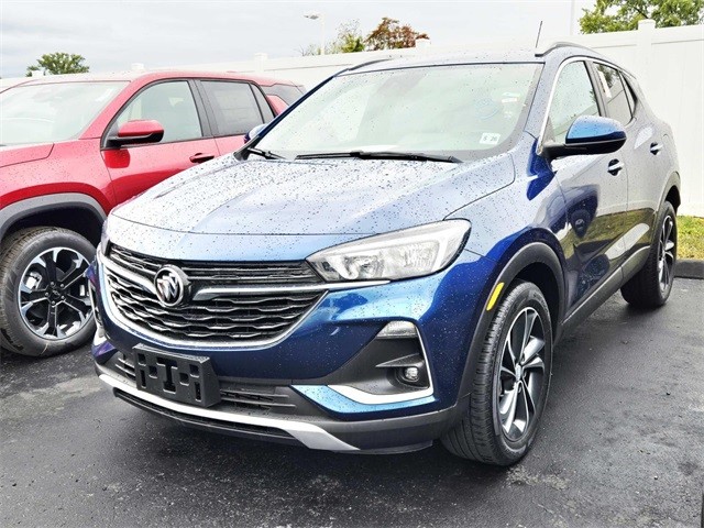 Buick Encore GX Vehicle Full-screen Gallery Image 04