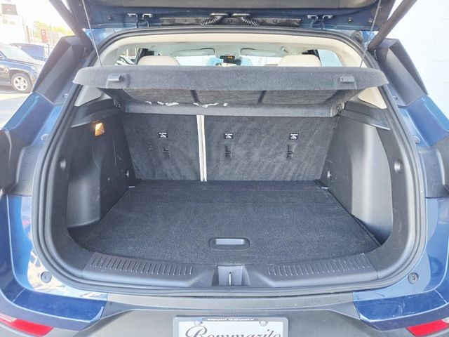 Buick Encore GX Vehicle Full-screen Gallery Image 10