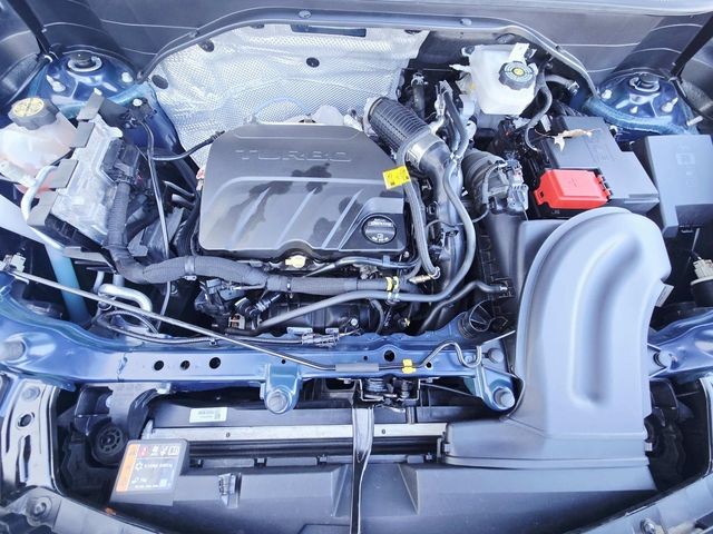 Buick Encore GX Vehicle Full-screen Gallery Image 14