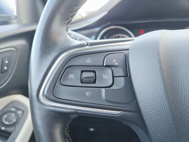 Buick Encore GX Vehicle Full-screen Gallery Image 17