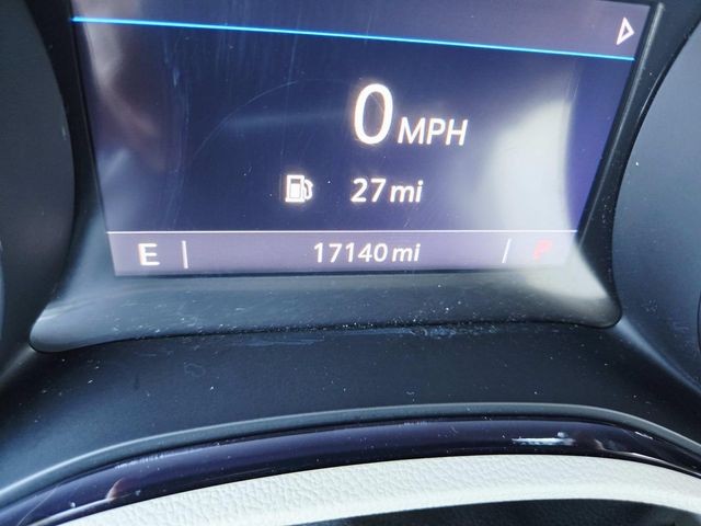 Buick Encore GX Vehicle Full-screen Gallery Image 19