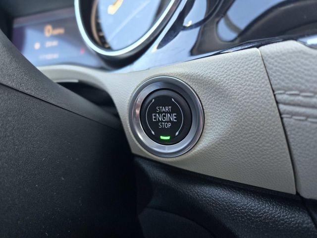 Buick Encore GX Vehicle Full-screen Gallery Image 27