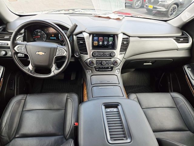 Chevrolet Suburban Vehicle Full-screen Gallery Image 07