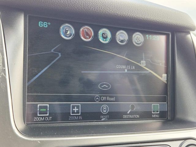 Chevrolet Suburban Vehicle Full-screen Gallery Image 29