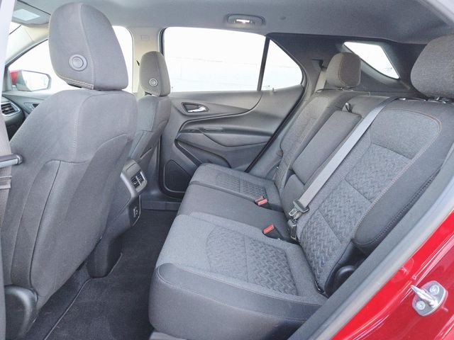 Chevrolet Equinox Vehicle Full-screen Gallery Image 09
