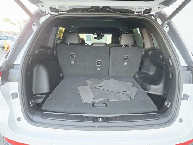 Jeep Grand Cherokee Vehicle Full-screen Gallery Image 10