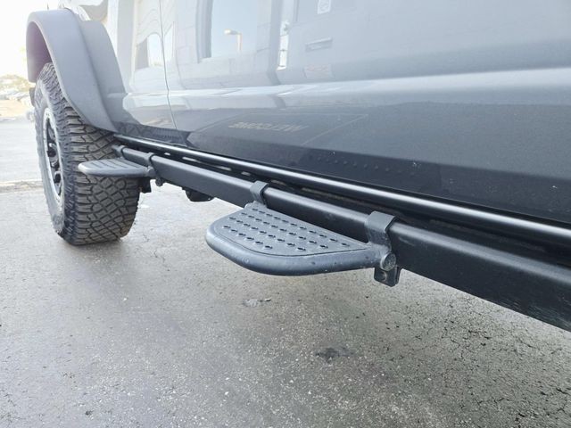 Ford Bronco Vehicle Full-screen Gallery Image 14