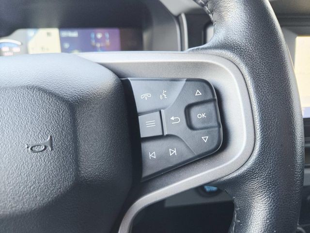 Ford Bronco Vehicle Full-screen Gallery Image 20