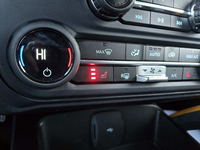 Ford Bronco Vehicle Full-screen Gallery Image 28