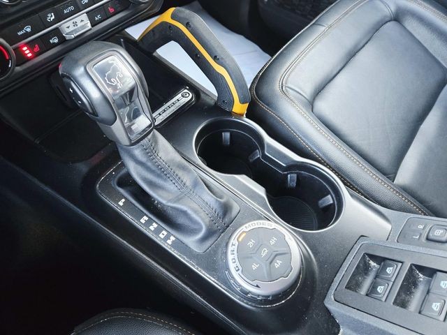 Ford Bronco Vehicle Full-screen Gallery Image 29