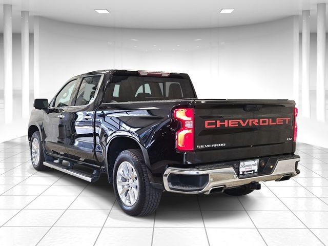 Chevrolet Silverado 1500 Vehicle Full-screen Gallery Image 03