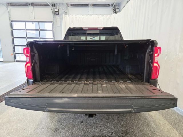 Chevrolet Silverado 1500 Vehicle Full-screen Gallery Image 11