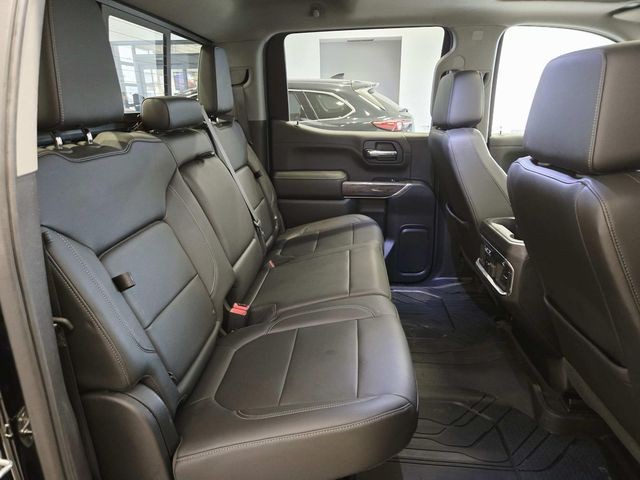 Chevrolet Silverado 1500 Vehicle Full-screen Gallery Image 14