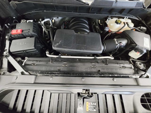 Chevrolet Silverado 1500 Vehicle Full-screen Gallery Image 18