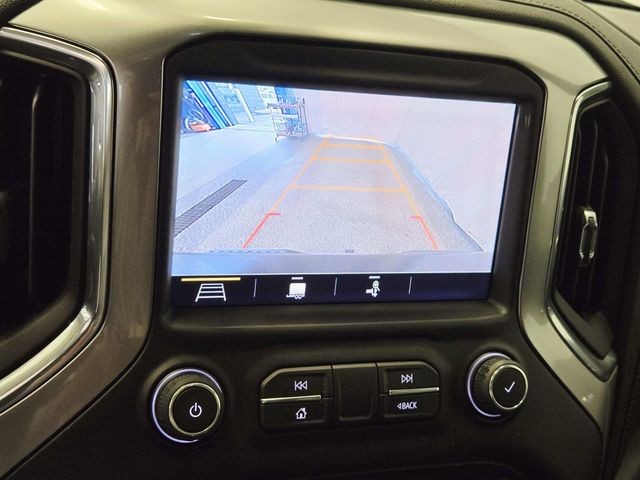 Chevrolet Silverado 1500 Vehicle Full-screen Gallery Image 27