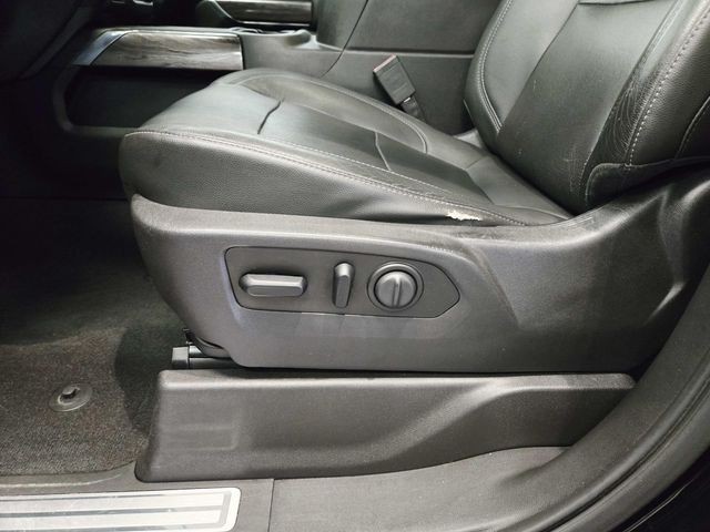 Chevrolet Silverado 1500 Vehicle Full-screen Gallery Image 37