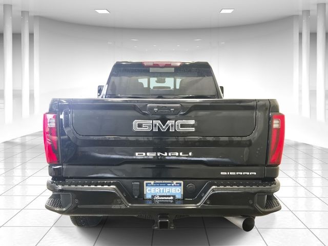 GMC Sierra 2500HD Vehicle Full-screen Gallery Image 04