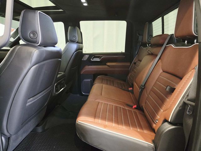 GMC Sierra 2500HD Vehicle Full-screen Gallery Image 10