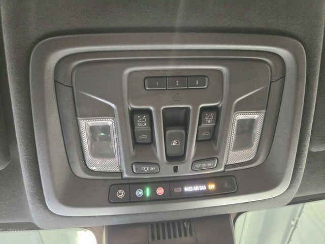 GMC Sierra 2500HD Vehicle Full-screen Gallery Image 37