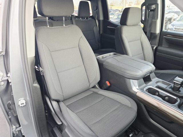 Chevrolet Silverado 1500 Vehicle Full-screen Gallery Image 14