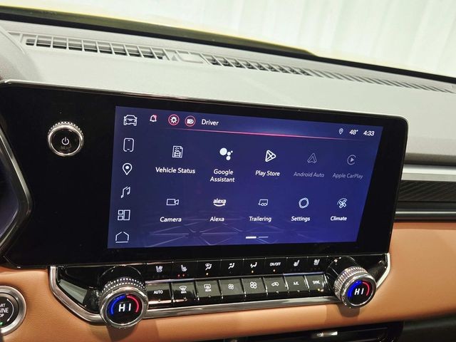 GMC Canyon Vehicle Full-screen Gallery Image 26