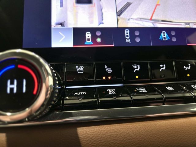 GMC Canyon Vehicle Full-screen Gallery Image 29