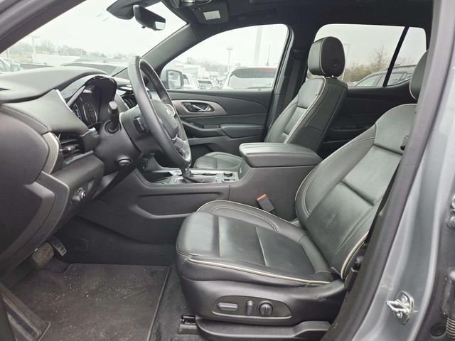 Chevrolet Traverse Vehicle Full-screen Gallery Image 09