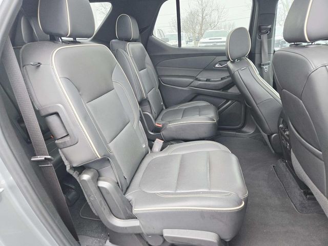 Chevrolet Traverse Vehicle Full-screen Gallery Image 14