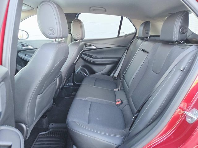 Buick Encore GX Vehicle Full-screen Gallery Image 09