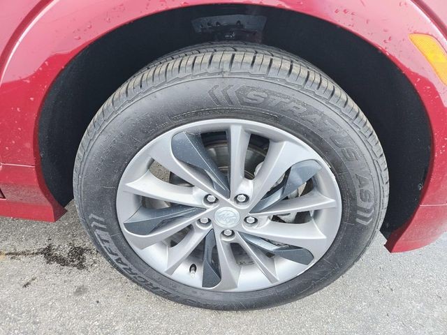 Buick Encore GX Vehicle Full-screen Gallery Image 13