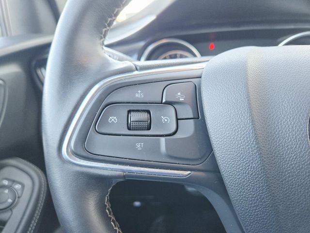 Buick Encore GX Vehicle Full-screen Gallery Image 16