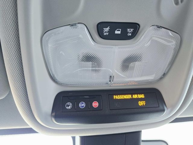 Buick Encore GX Vehicle Full-screen Gallery Image 28