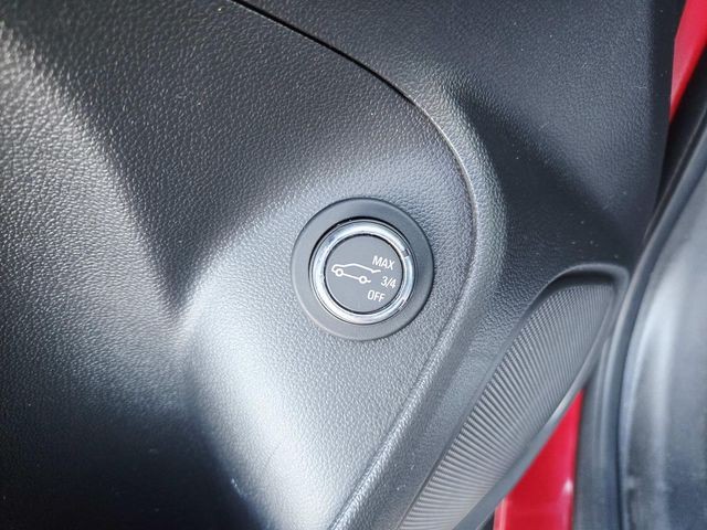 Buick Encore GX Vehicle Full-screen Gallery Image 31