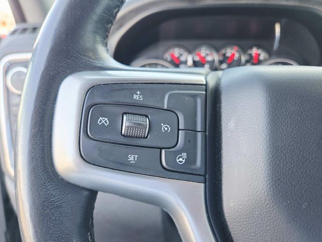 Chevrolet Silverado 1500 Vehicle Full-screen Gallery Image 18