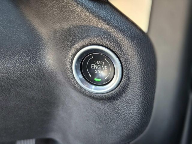 Chevrolet Silverado 1500 Vehicle Full-screen Gallery Image 28