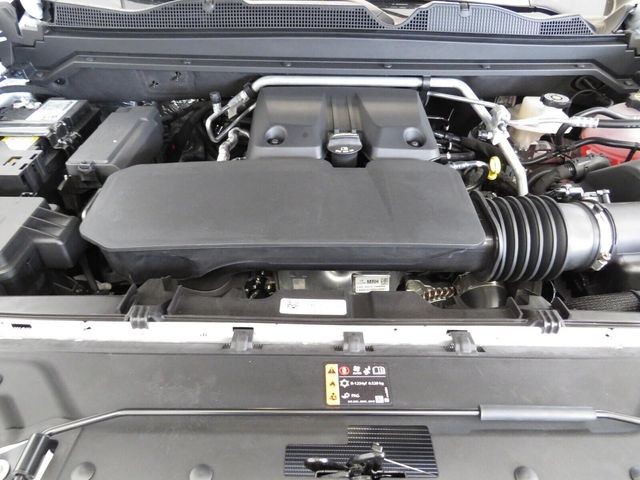 Chevrolet Colorado Vehicle Full-screen Gallery Image 13